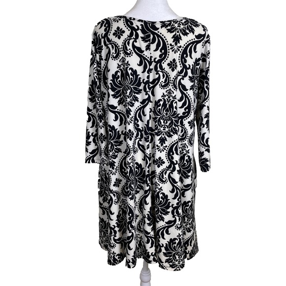 42 Pops Women's Shift Dress Size 1X Black Cream Damask Print Feminine Flowy Midi - Picture 3 of 6